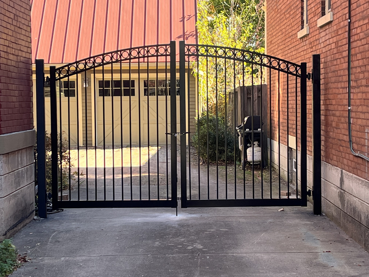 Explore the Top Five Expert Recommended Swing Gate Openers for Columbus, OH Homes